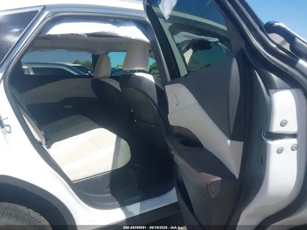 2T2BBMCA1TC122855 2026 LEXUS RX - Image 8