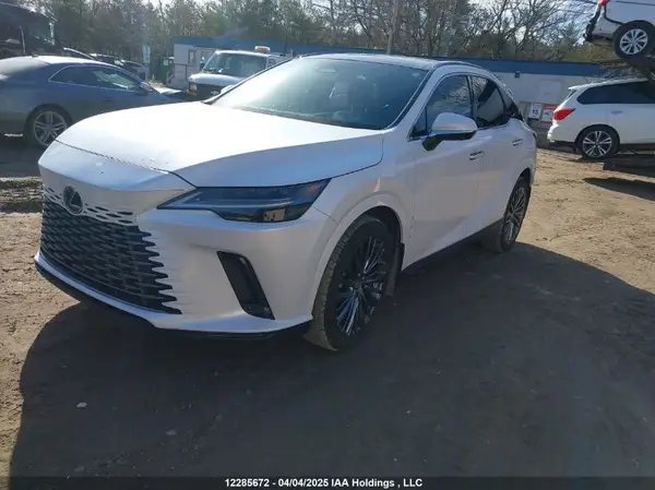 2T2BBMCA2PC015772 2023 LEXUS RX - Image 2