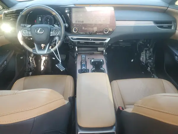 2T2BBMCA2PC017926 2023 LEXUS RX - Image 8
