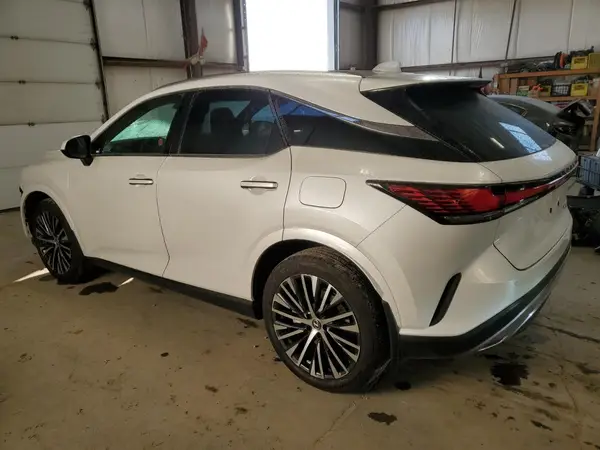 2T2BBMCA2PC018283 2023 LEXUS RX - Image 2