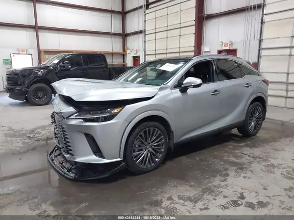 2T2BBMCA2PC018896 2023 LEXUS RX - Image 2