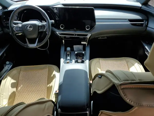 2T2BBMCA2PC020681 2023 LEXUS RX - Image 8