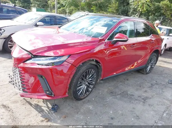 2T2BBMCA2RC023860 2024 LEXUS RX - Image 2
