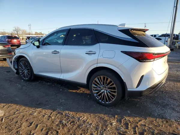 2T2BBMCA2RC025740 2024 LEXUS RX - Image 2