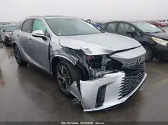 2T2BBMCA2SC070392 2025 LEXUS RX