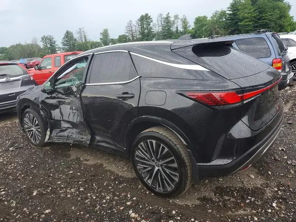 2T2BBMCA2SC078248 2025 LEXUS RX - Image 2