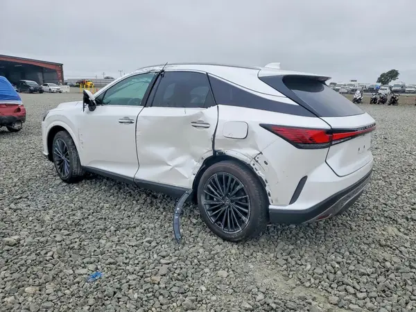 2T2BBMCA2SC095213 2025 LEXUS RX - Image 2