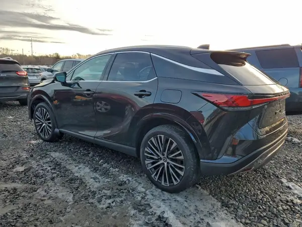 2T2BBMCA2TC106177 2026 LEXUS RX - Image 2