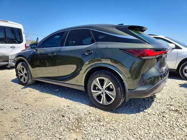 2T2BBMCA3PC003467 2023 LEXUS RX - Image 2