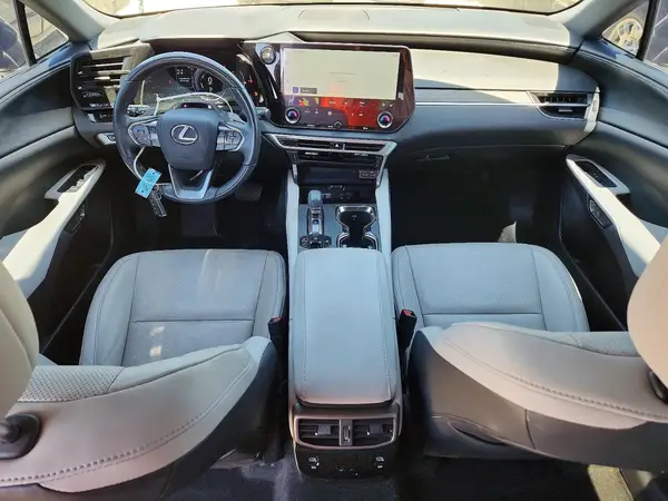 2T2BBMCA3PC003467 2023 LEXUS RX - Image 8
