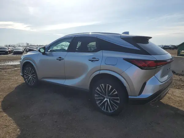 2T2BBMCA3PC004750 2023 LEXUS RX - Image 2