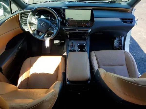 2T2BBMCA3PC011052 2023 LEXUS RX - Image 8