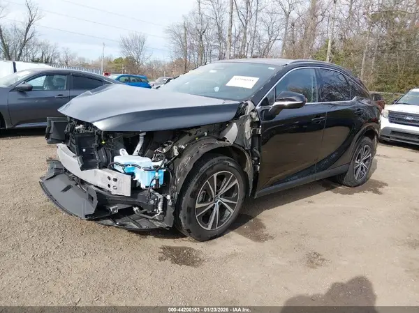 2T2BBMCA3RC033359 2024 LEXUS RX - Image 2