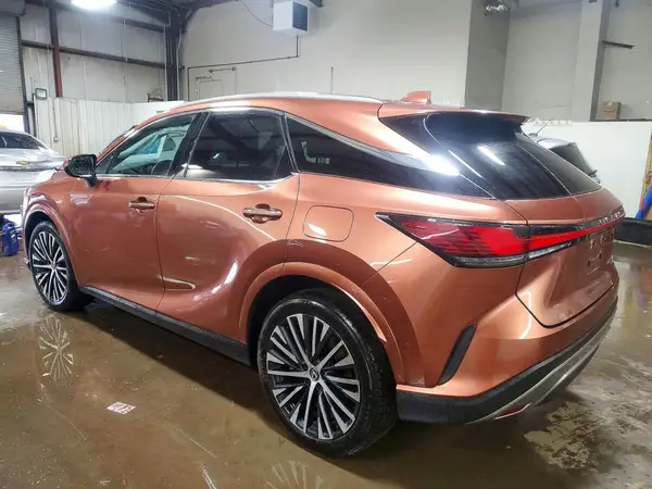 2T2BBMCA3RC041266 2024 LEXUS RX - Image 2