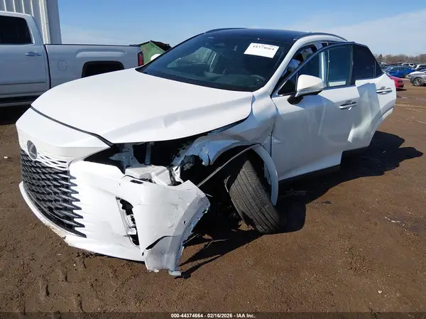 2T2BBMCA3RC053840 2024 LEXUS RX - Image 2