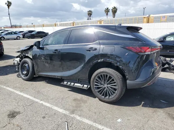 2T2BBMCA3RC060576 2024 LEXUS RX - Image 2