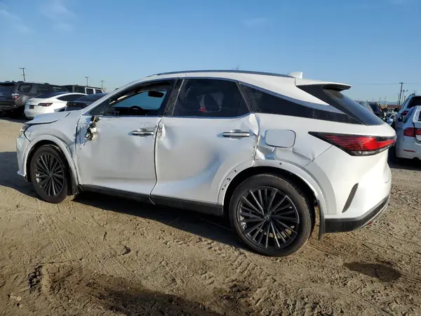 2T2BBMCA3RC060822 2024 LEXUS RX - Image 2