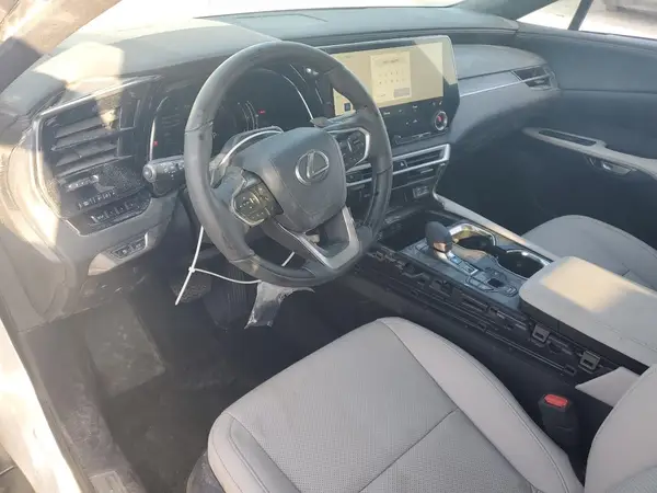 2T2BBMCA3RC060822 2024 LEXUS RX - Image 8