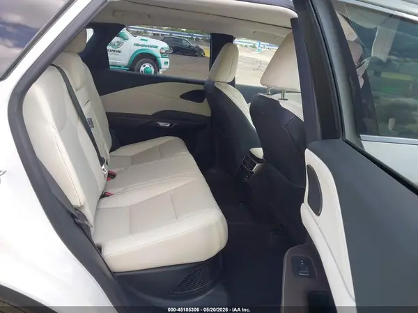 2T2BBMCA3SC067677 2025 LEXUS RX - Image 8