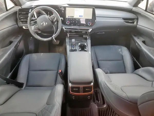 2T2BBMCA3SC073771 2025 LEXUS RX - Image 8