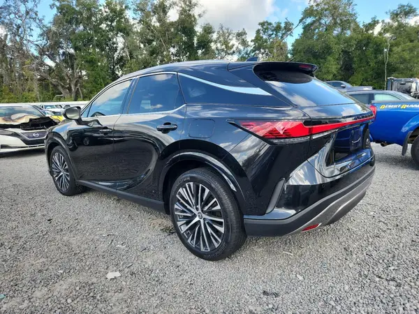2T2BBMCA3SC086973 2025 LEXUS RX - Image 2