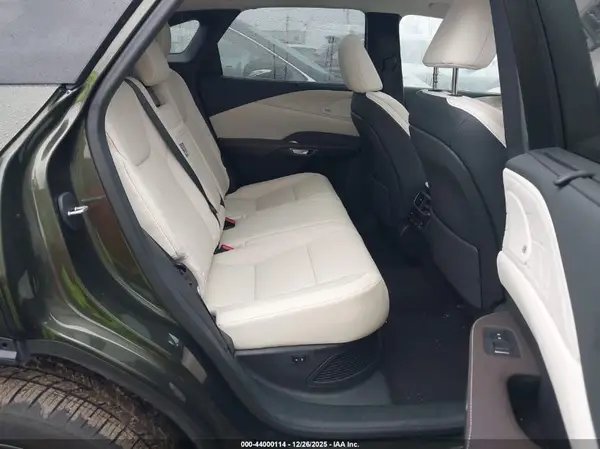 2T2BBMCA3SC100502 2025 LEXUS RX - Image 8