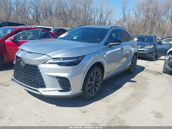 2T2BBMCA3SC101374 2025 LEXUS RX - Image 2