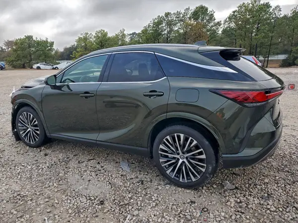 2T2BBMCA3SC102105 2025 LEXUS RX - Image 2
