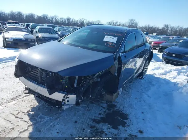 2T2BBMCA3TC108178 2026 LEXUS RX - Image 2