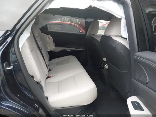 2T2BBMCA3TC113770 2026 LEXUS RX - Image 8