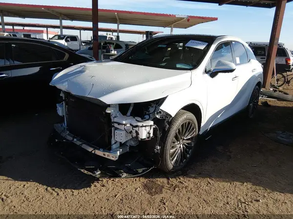 2T2BBMCA3TC116944 2026 LEXUS RX - Image 2