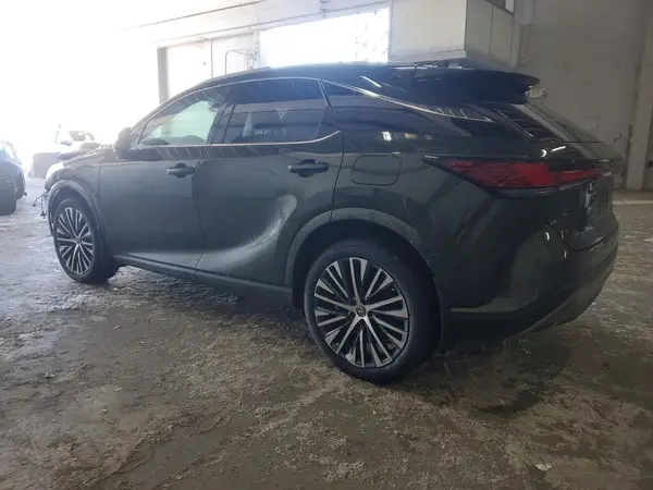 2T2BBMCA4PC005146 2023 LEXUS RX - Image 2