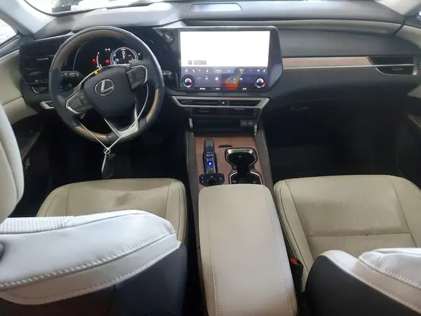 2T2BBMCA4PC005146 2023 LEXUS RX - Image 8