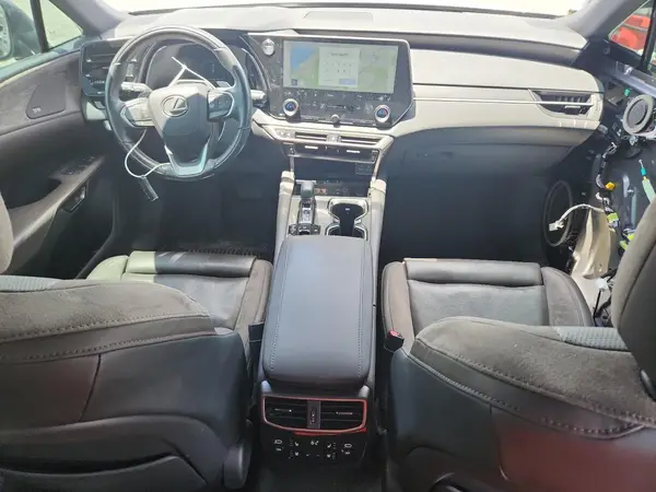 2T2BBMCA4PC013022 2023 LEXUS RX - Image 8