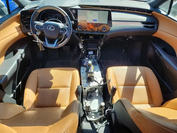 2T2BBMCA4PC014039 2023 LEXUS RX - Image 8