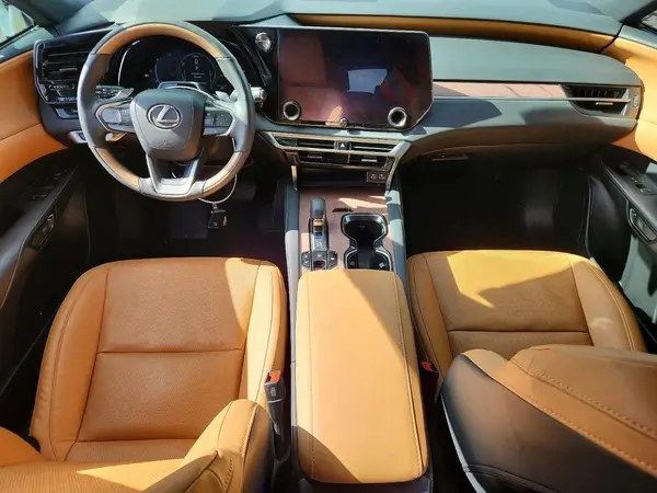 2T2BBMCA4PC018995 2023 LEXUS RX - Image 8