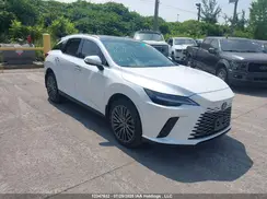 2T2BBMCA4PC021783 2023 LEXUS RX