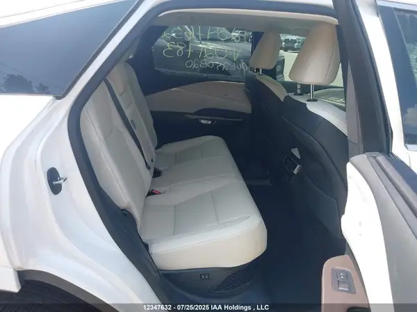 2T2BBMCA4PC021783 2023 LEXUS RX - Image 8