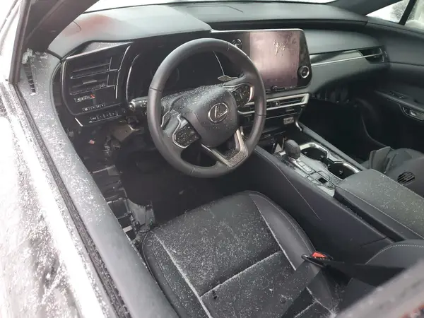 2T2BBMCA4RC023102 2024 LEXUS RX - Image 8