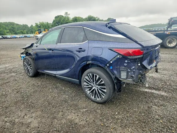 2T2BBMCA4RC029630 2024 LEXUS RX - Image 2
