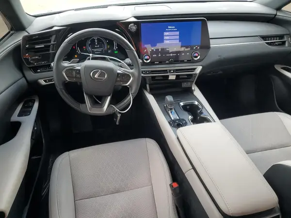 2T2BBMCA4RC040708 2024 LEXUS RX - Image 8