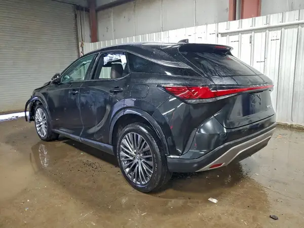 2T2BBMCA4RC041776 2024 LEXUS RX - Image 2