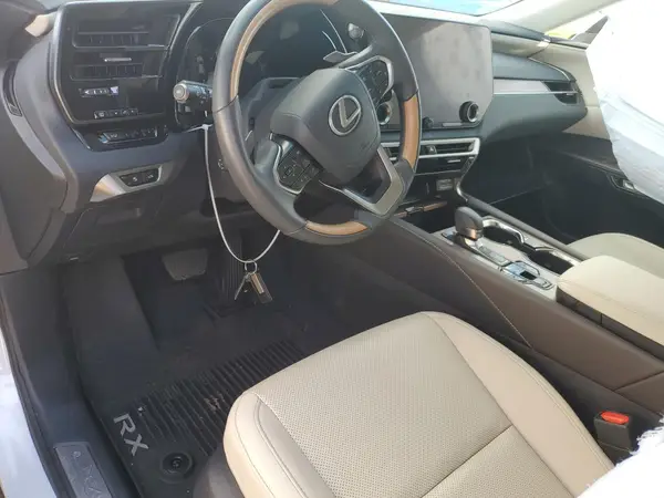 2T2BBMCA4RC046055 2024 LEXUS RX - Image 8