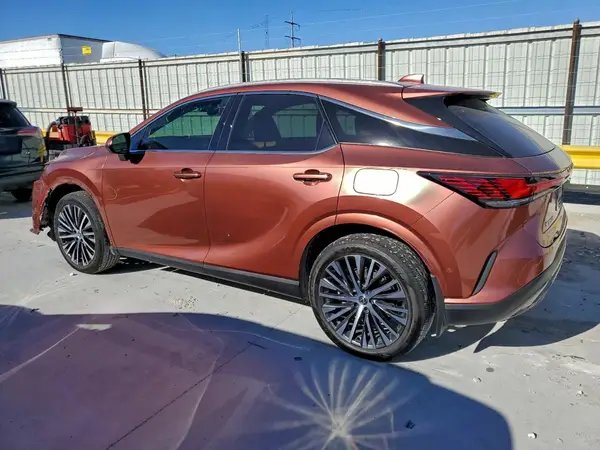 2T2BBMCA4RC046539 2024 LEXUS RX - Image 2