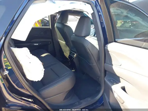 2T2BBMCA4RC046864 2024 LEXUS RX - Image 8