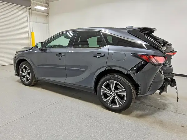 2T2BBMCA4RC053880 2024 LEXUS RX - Image 2