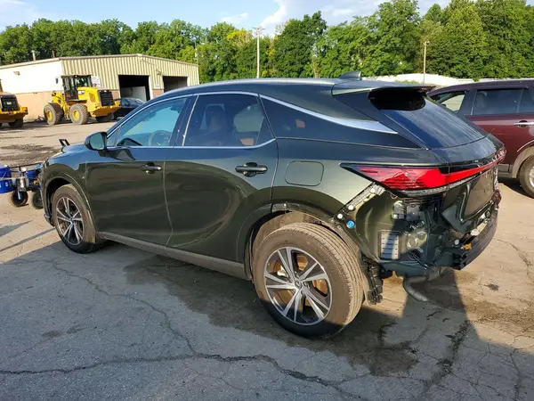 2T2BBMCA4RC054317 2024 LEXUS RX - Image 2
