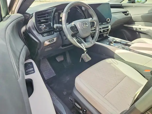2T2BBMCA4RC061820 2024 LEXUS RX - Image 8