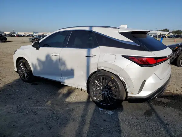 2T2BBMCA4SC065324 2025 LEXUS RX - Image 2