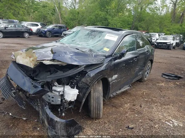 2T2BBMCA4SC068918 2025 LEXUS RX - Image 2